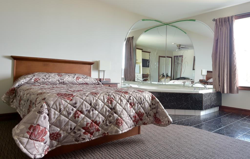 Auberge Sur Mer Charlevoix Saint-Siméon Buitenkant foto