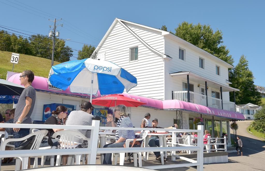 Auberge Sur Mer Charlevoix Saint-Siméon Buitenkant foto