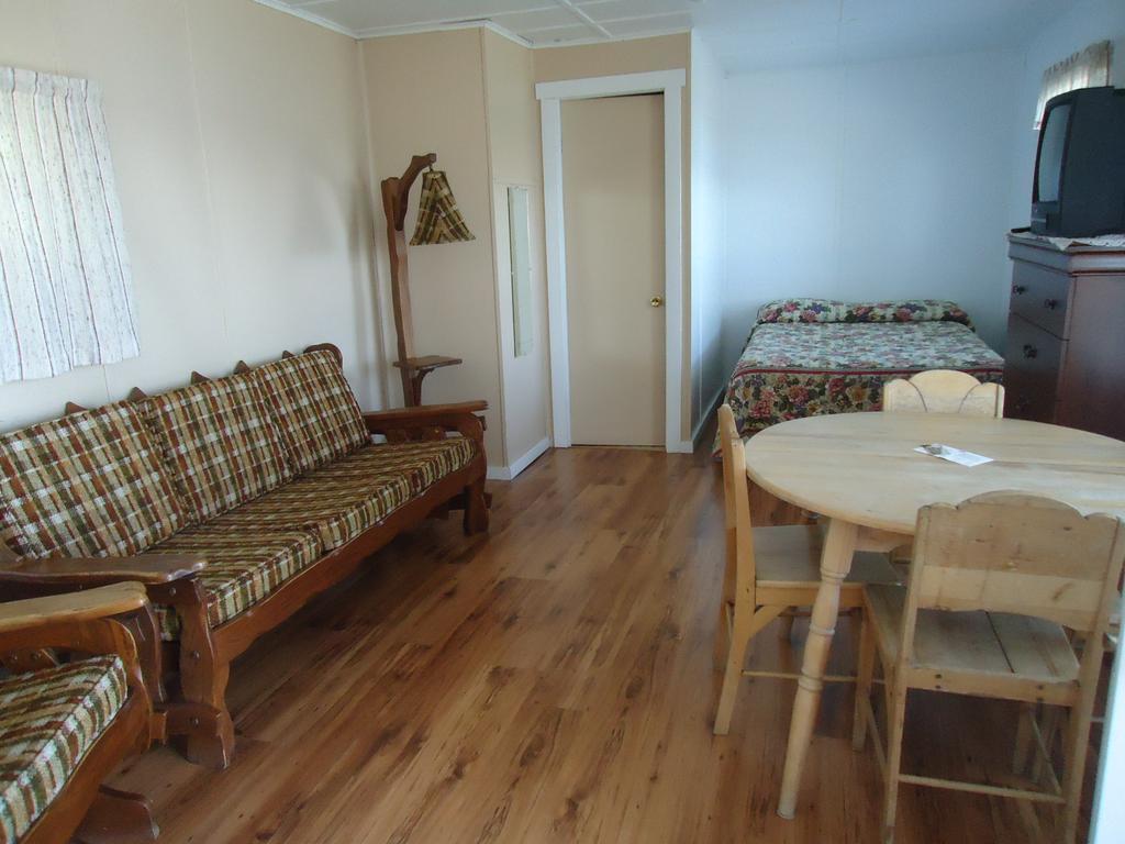 Auberge Sur Mer Charlevoix Saint-Siméon Buitenkant foto